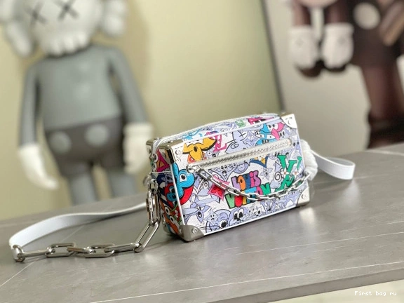 First bag ru SOFT LOUIS VUITTON MINI TRUNK 0801